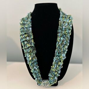 New Elegant Knitted Necklace w/Silver Accent